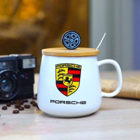 Porsche Mug with Lid  & Spoon - White